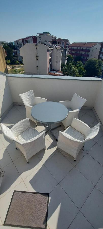 Suncani Apartman 1-Vila Amfora Будва Екстер'єр фото